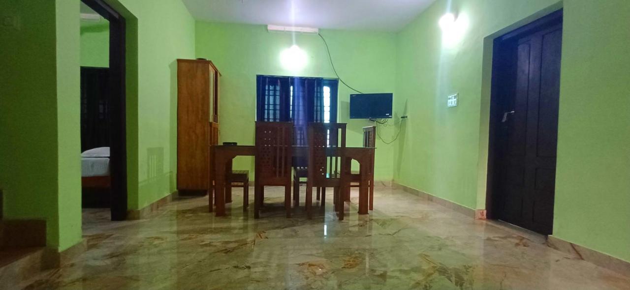 Empire Homestay Kalpatta Ngoại thất bức ảnh