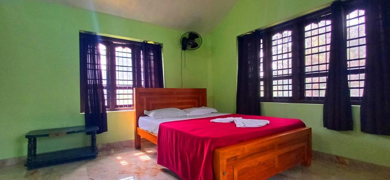 Empire Homestay Kalpatta Ngoại thất bức ảnh