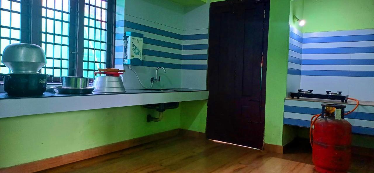 Empire Homestay Kalpatta Ngoại thất bức ảnh
